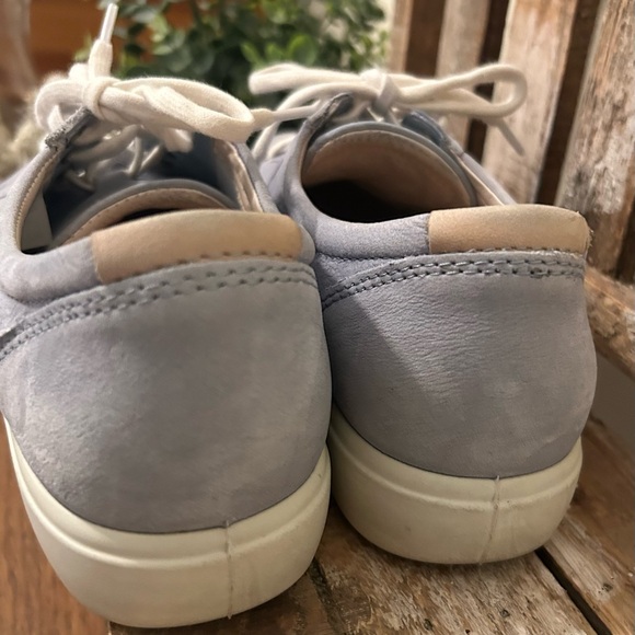 ECCO Women's Size 8 Women's Soft 7 Sneaker, Dusty Blue Nubuck - Picture 4 of 6
